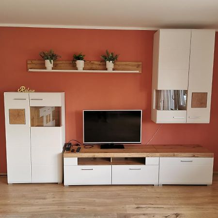 Gemuetliche 90 Qm Wohnung In Saarburg, Zentral Gelegen, Garten Mit Aussicht, Separater Eingang Exterior foto