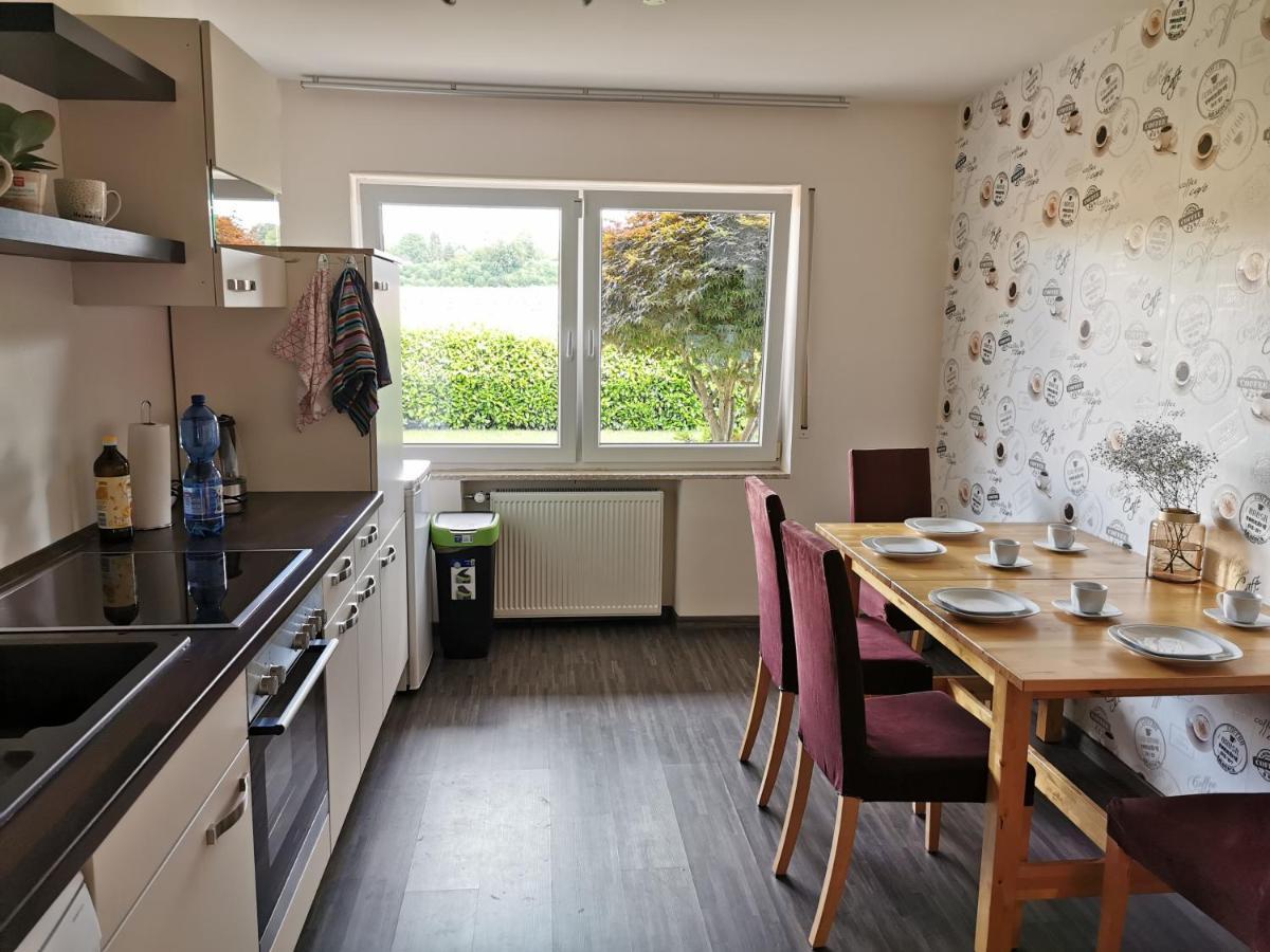 Gemuetliche 90 Qm Wohnung In Saarburg, Zentral Gelegen, Garten Mit Aussicht, Separater Eingang Exterior foto