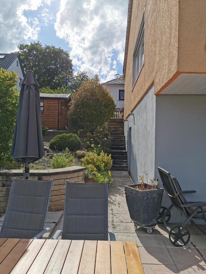 Gemuetliche 90 Qm Wohnung In Saarburg, Zentral Gelegen, Garten Mit Aussicht, Separater Eingang Exterior foto